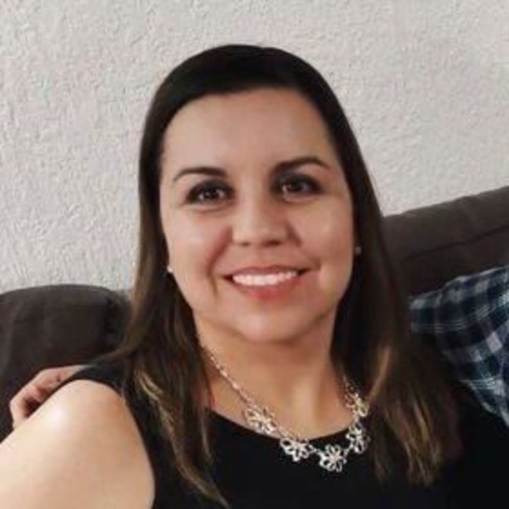 Meet your Posher, Cristina